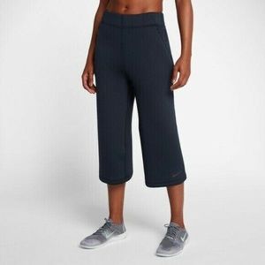 Nike DRI-FIT Therma-Sphere Max Training Capri Pant